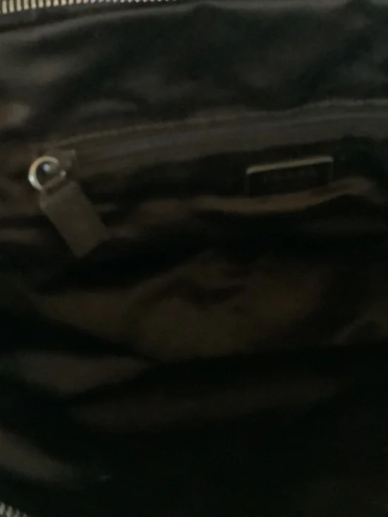 PRADA HANDBAG - Picture 9 of 10